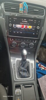 Volkswagen e-Golf - 9