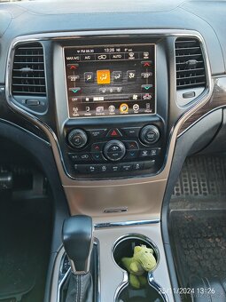 Jeep Grand Cherokee WK2 Overland 3.0 CRD 184kW - 9