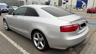 AUDI A5 coupe 3.0 tdi 2008 - 9