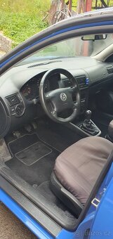 VW Golf 4 1.4 - 9