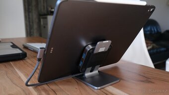 LENTION USB C Hub (stojan) pro iPad, iPad Pro, MacBook. - 9