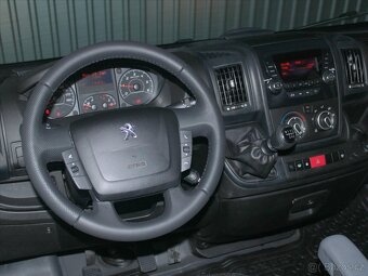 Peugeot Boxer 2,0 BHDi 120kW Doublecab ČR 1.maj  6M/T 35 L2H - 9