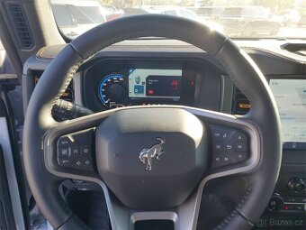2024 Ford Bronco Badlands 2.7L  pohon všech kol - 9