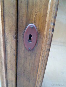 STAROŽITNÝ SKLENÍK - 9